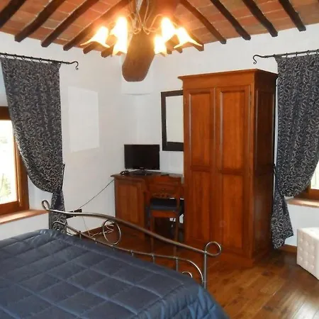 Etruria & Natural 4*