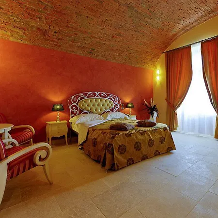 Hotel Etruria & Natural 4*